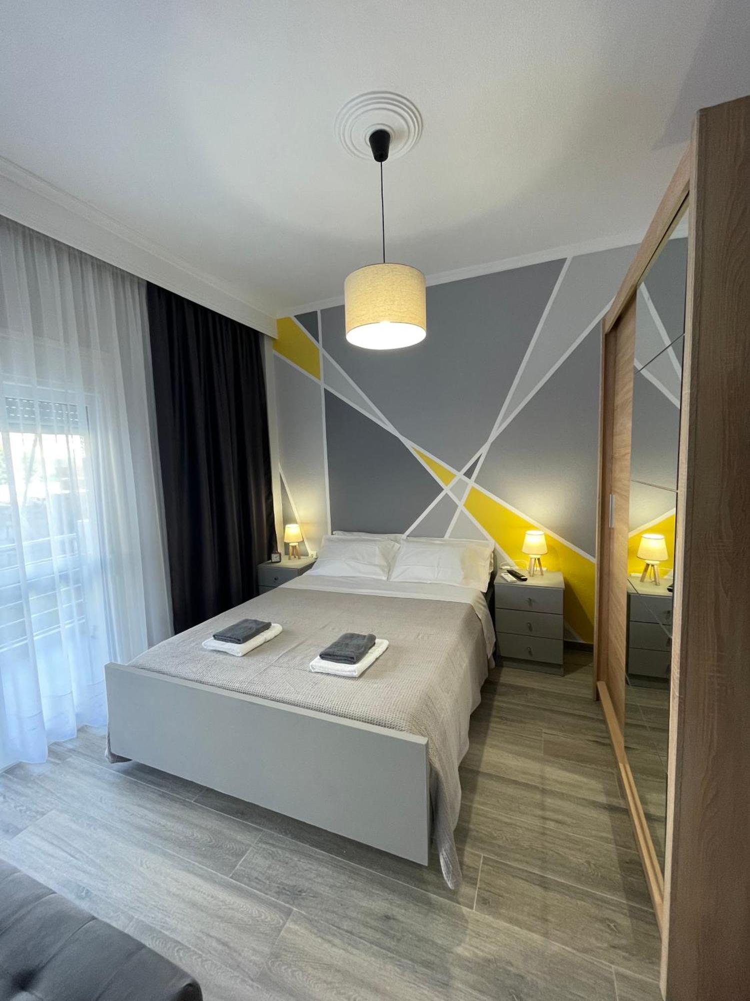 Dt Luxury Apartment Néa Péramos エクステリア 写真