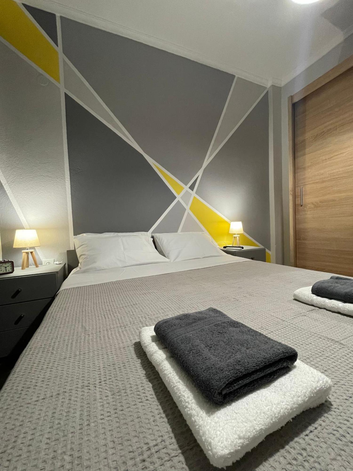 Dt Luxury Apartment Néa Péramos エクステリア 写真